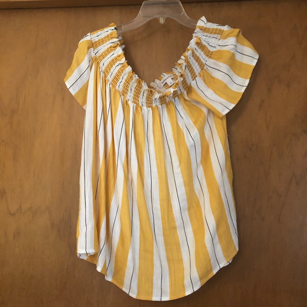 NWOT striped off the shoulder too, L